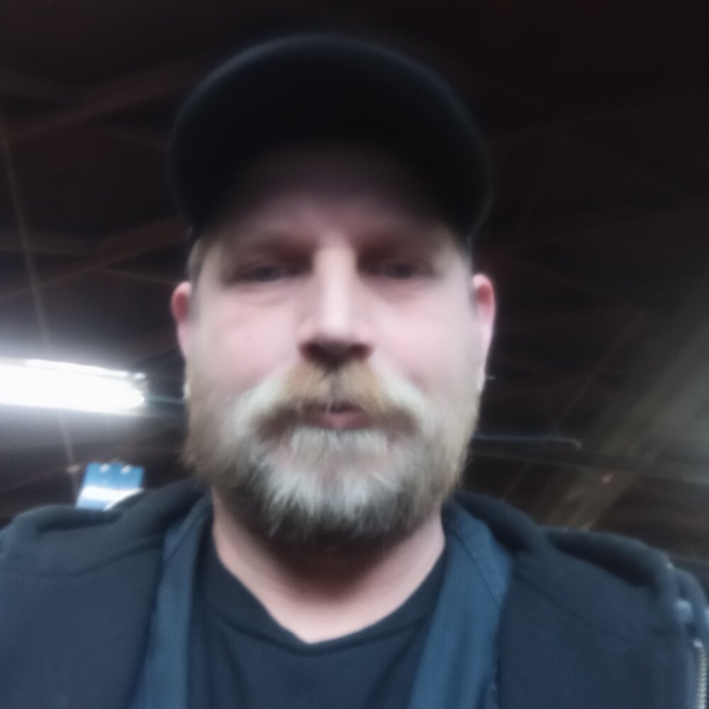 hotrod_83 Chatroom