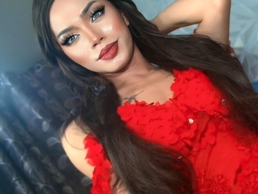 hugecockbabe