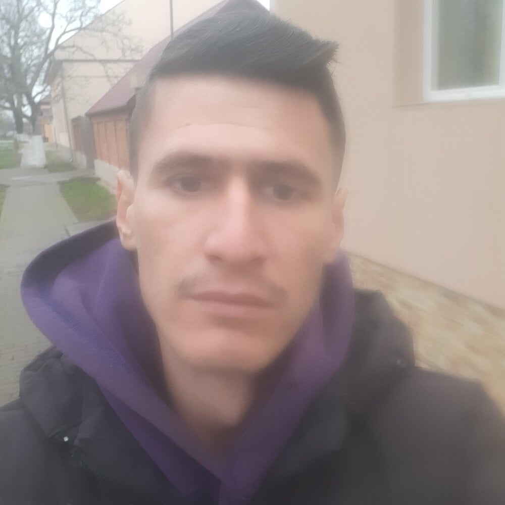 hugfgygfdfgr Chatroom