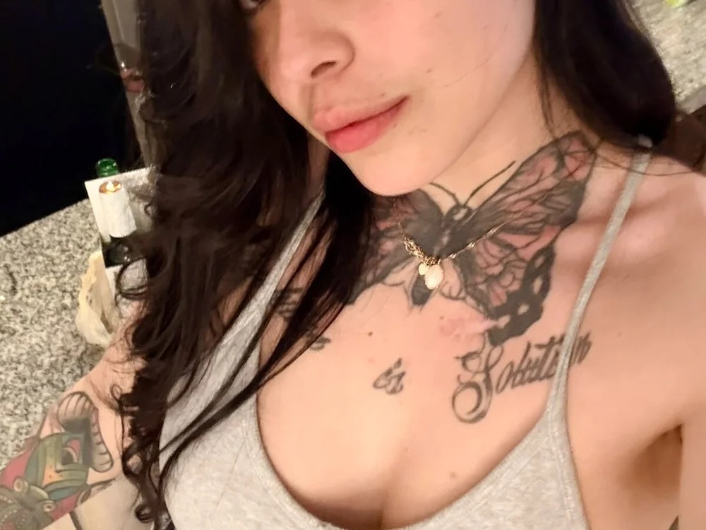 i_ale1 Chatroom