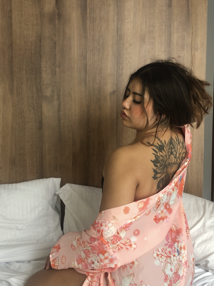 iam_nahommy Chatroom