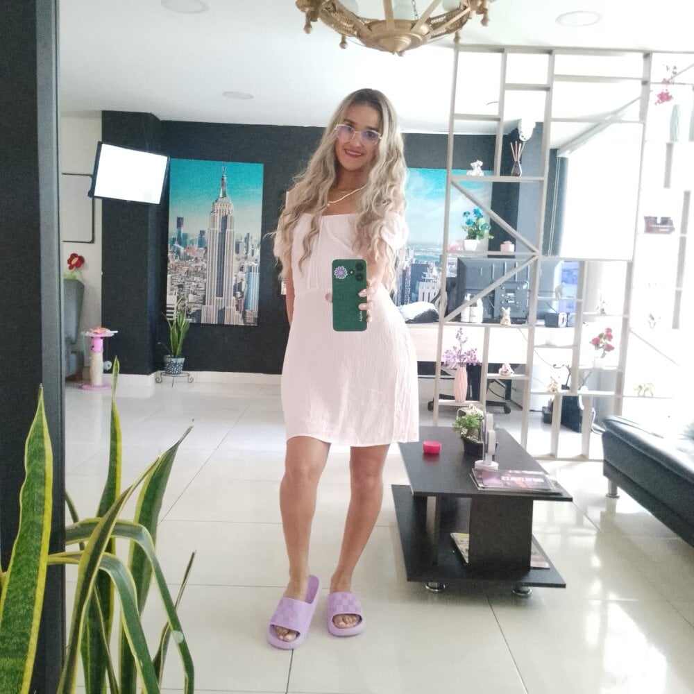 iisabella_noa Chatroom