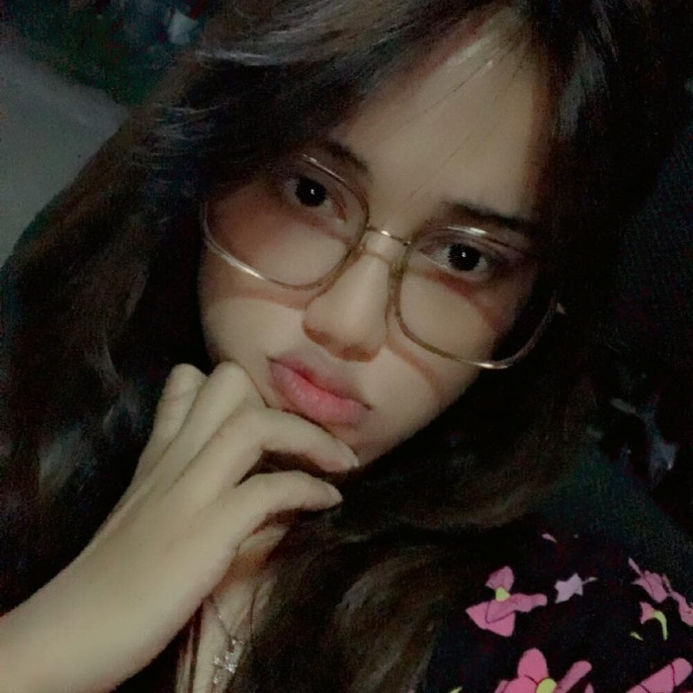 imadriana12 Chatroom