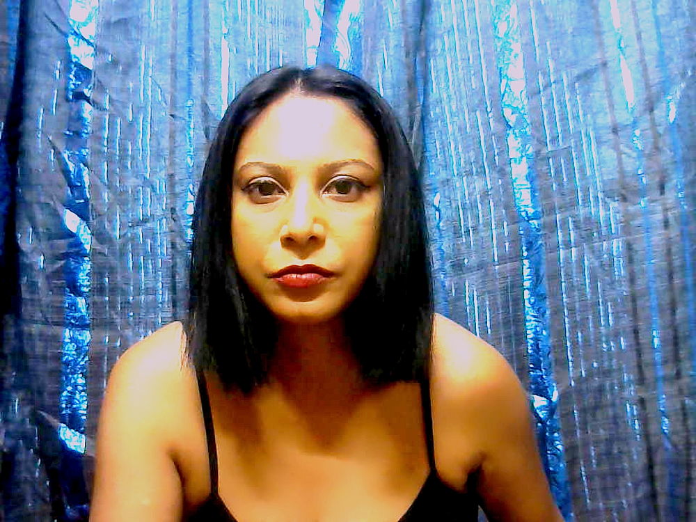 indian_spice_girl Chatroom