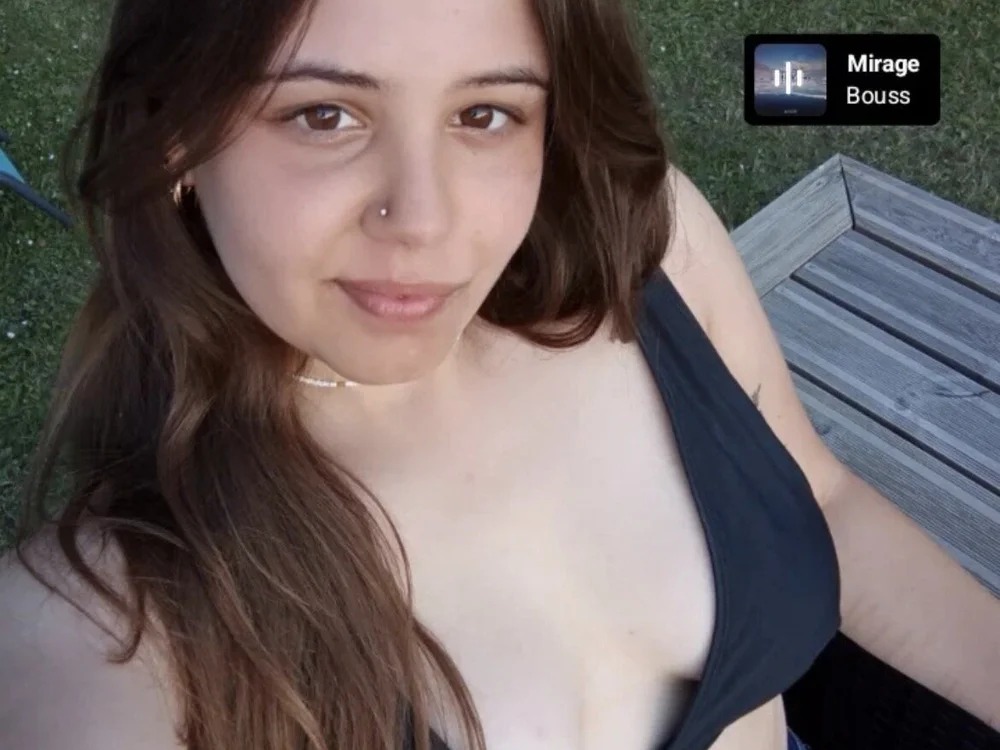 ines_chaude78 Chatroom
