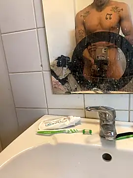 inkslaver13 Chatroom