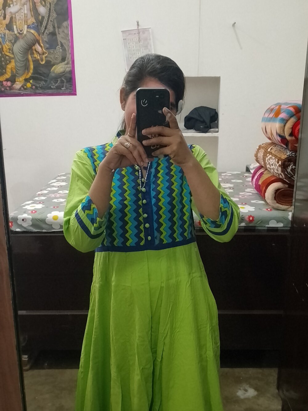 isha_sharma2002 Chatroom