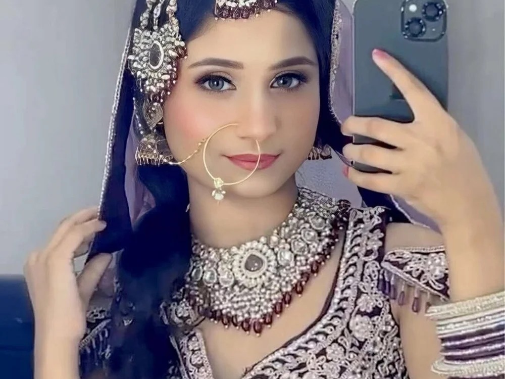 ishhsharmaa Chatroom