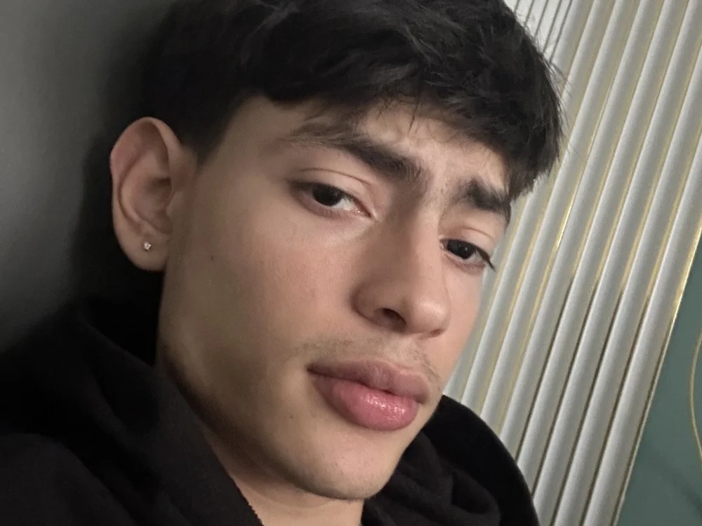 itachiix_ Chatroom