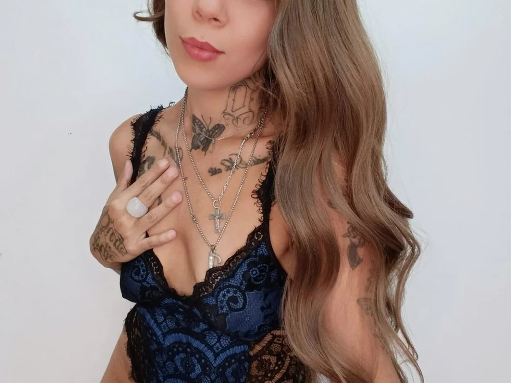 jade_tr1 Chatroom