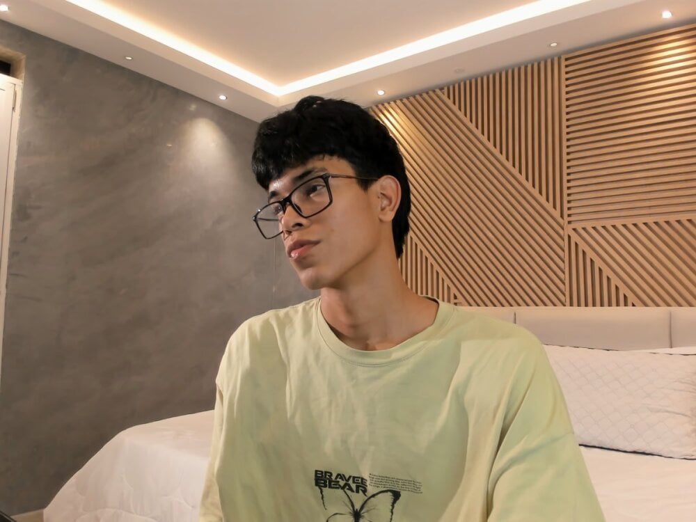 jakelux_long Chatroom