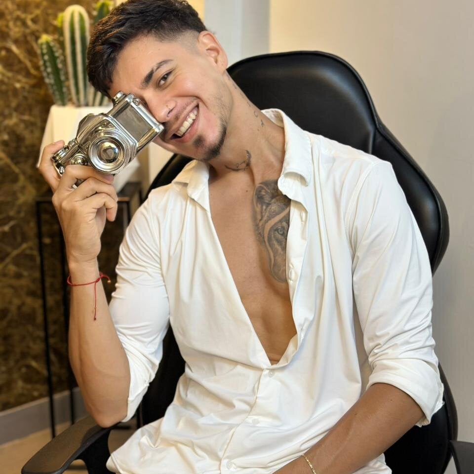jamza_wolf_ Chatroom