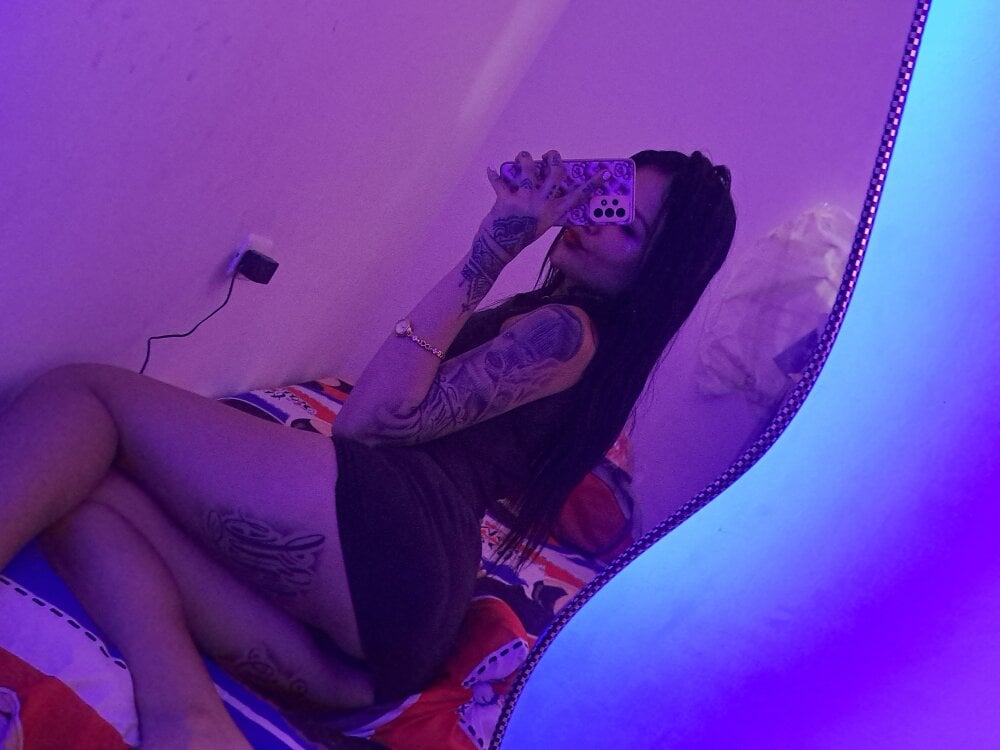 jenniferbodys Chatroom