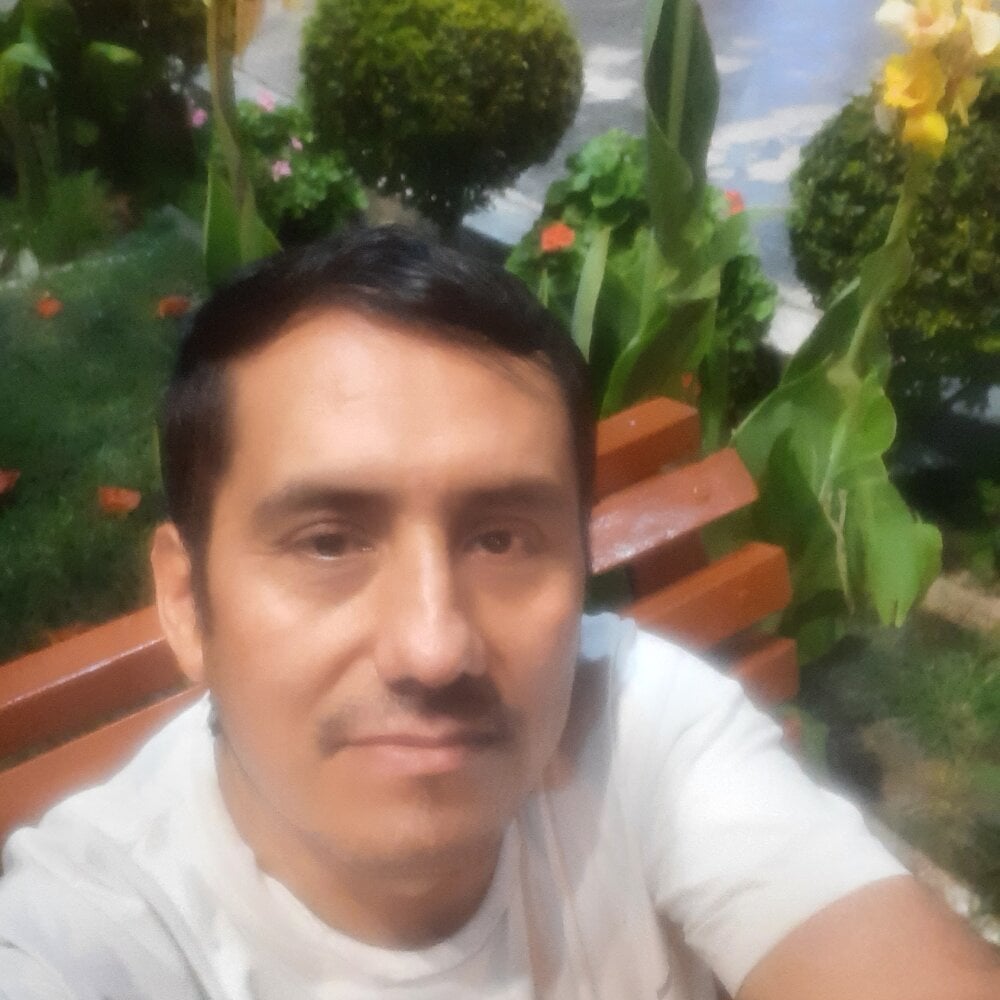 joanluperu Webcam Profile Picture joanluperu Chatroom