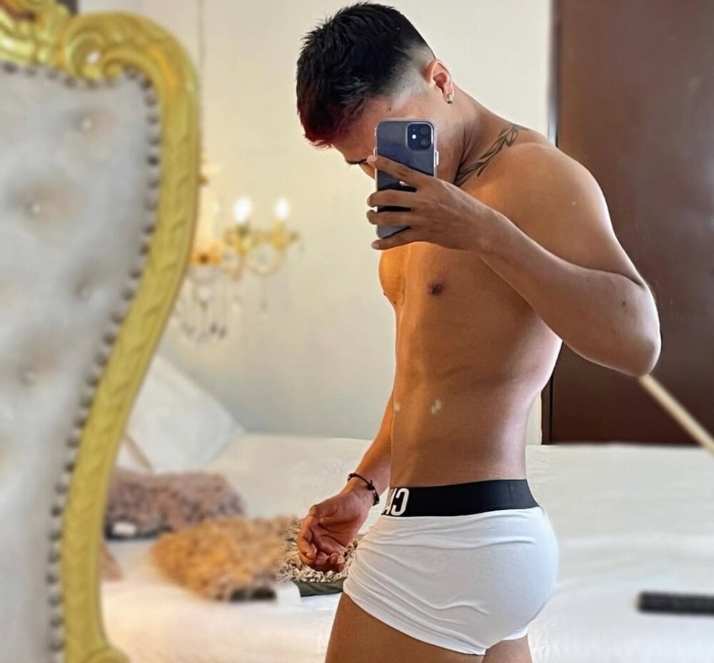 joel_carter Chatroom