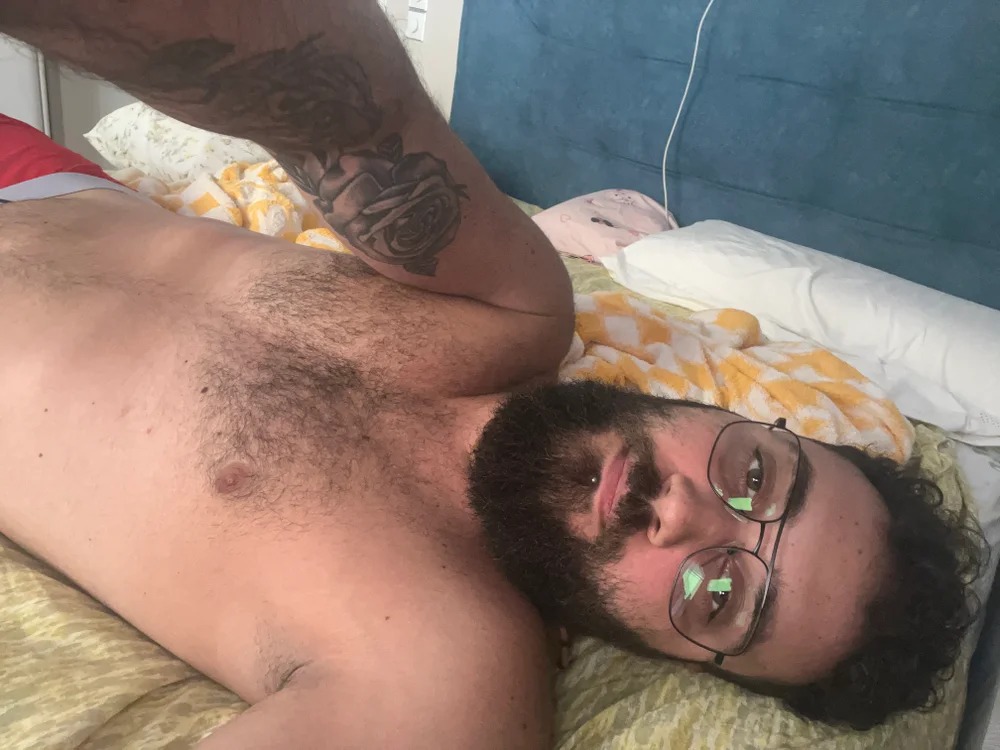 johnlou99 Chatroom