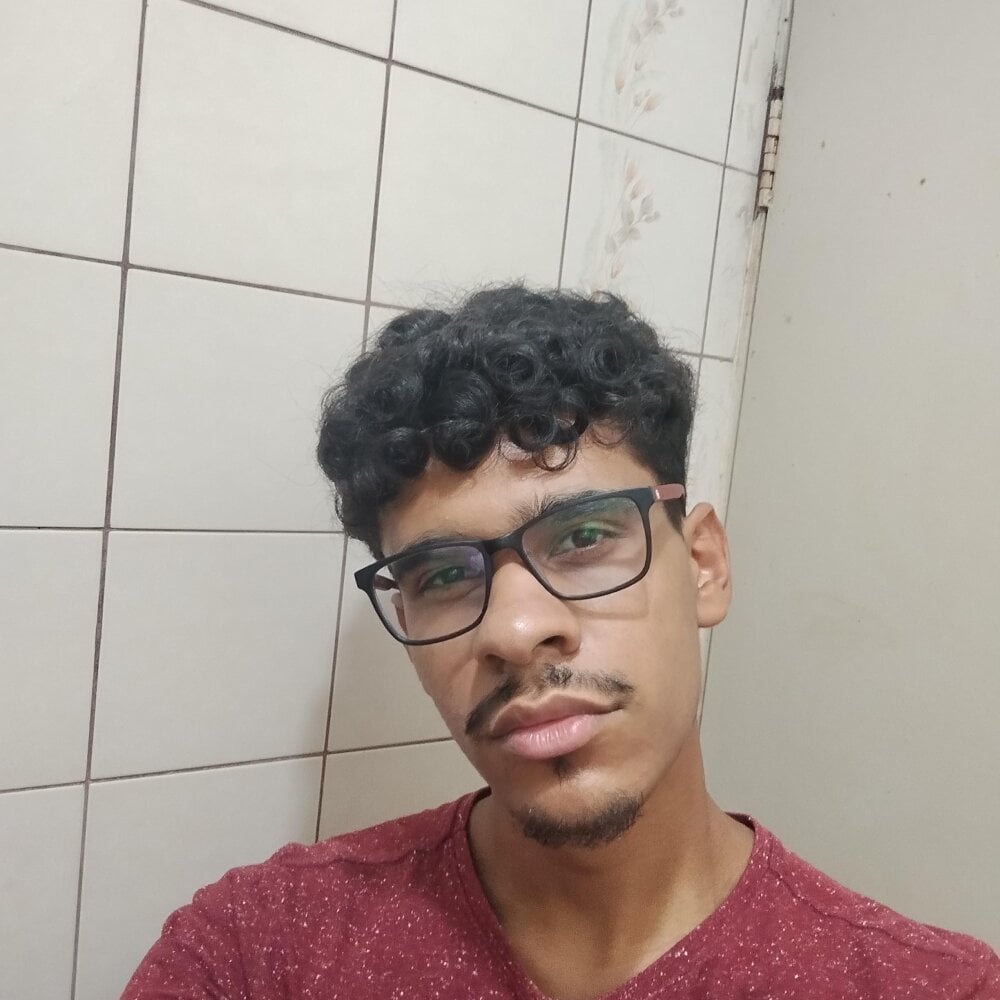 johntomm1422 Chatroom