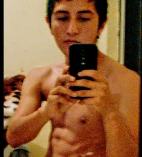 johnve97hhl Chatroom