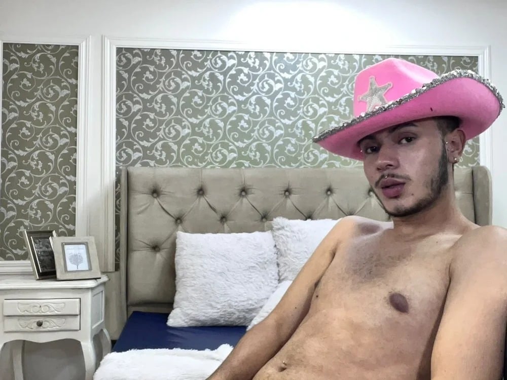 jones__carter Chatroom