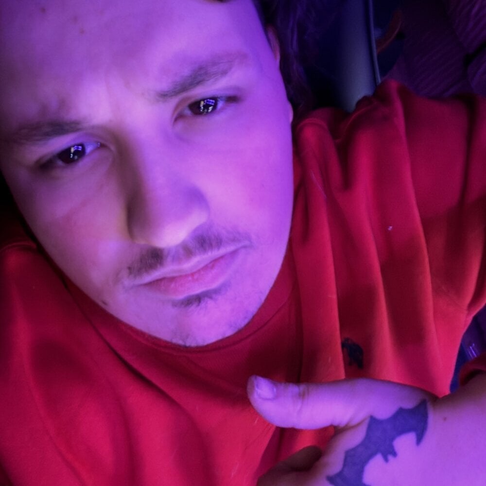 joshbrown699 Chatroom