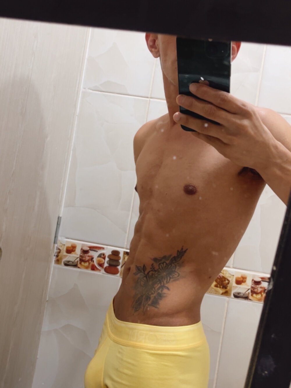 juan_suarez_2 Chatroom