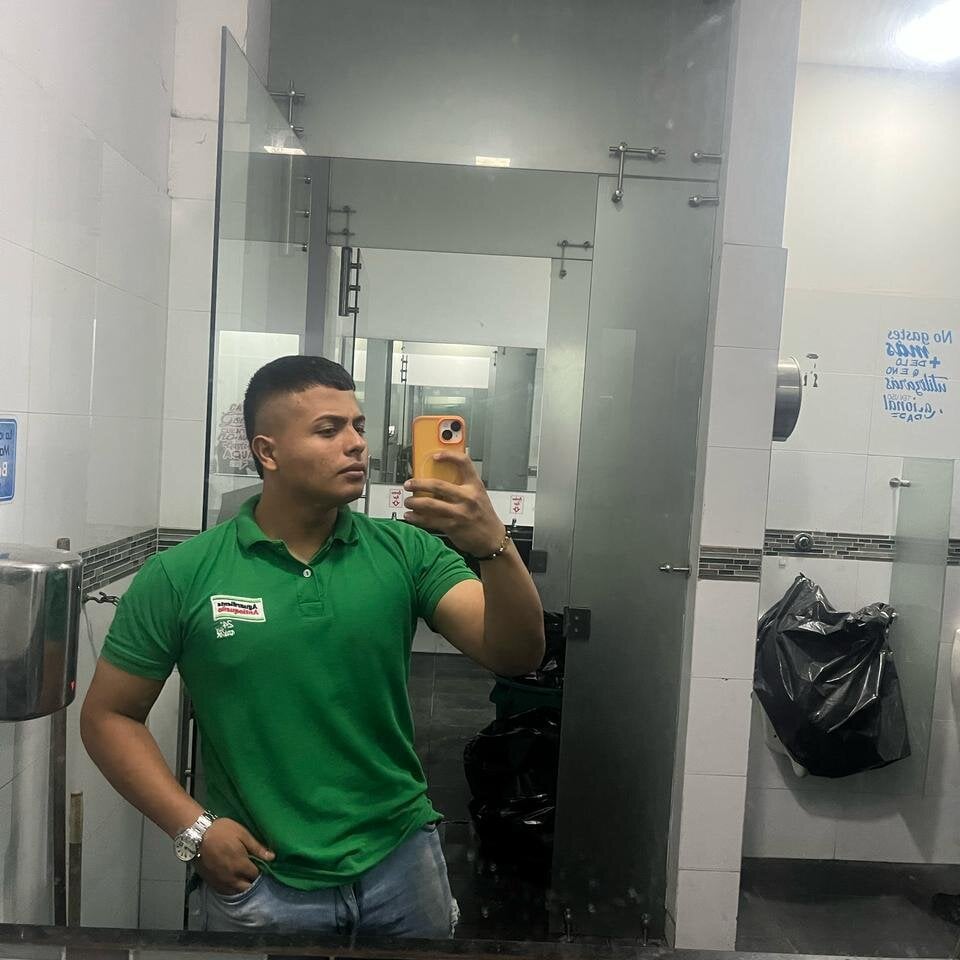 juanda_sexOF Chatroom