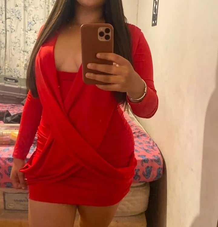 julia_moreira Chatroom