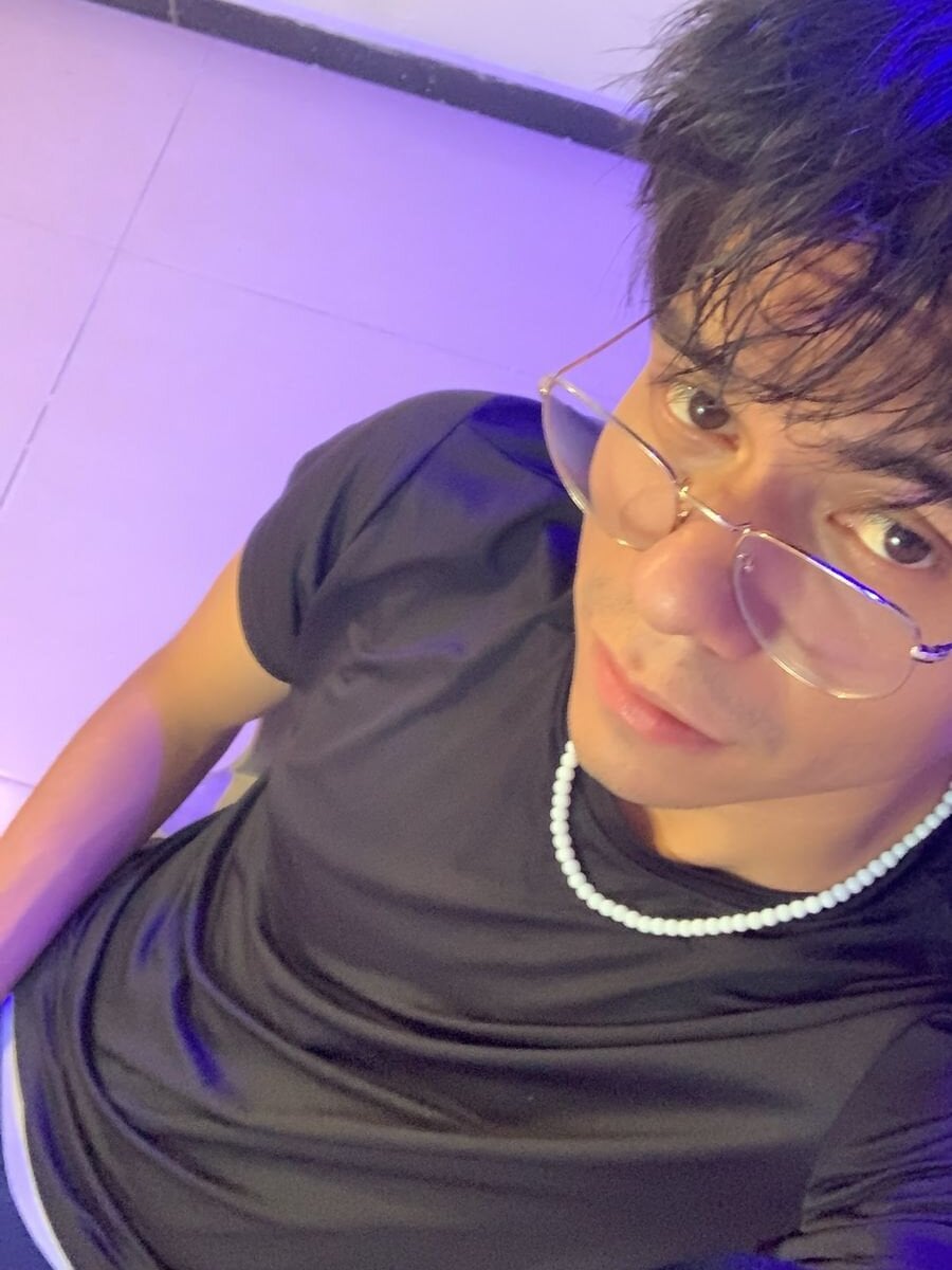 kain_moreti Chatroom