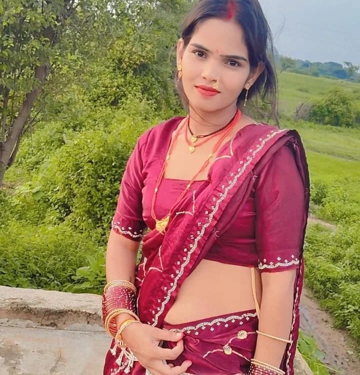 kamini_hat Chatroom