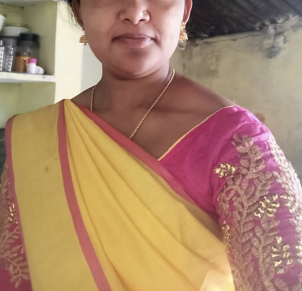 karthika-telugu Webcam Profile Picture karthika-telugu Chatroom