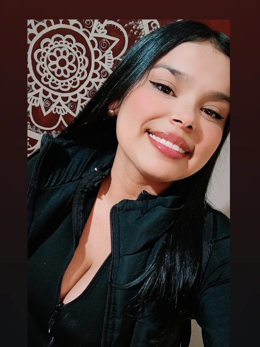 kelsy_monroy Chatroom