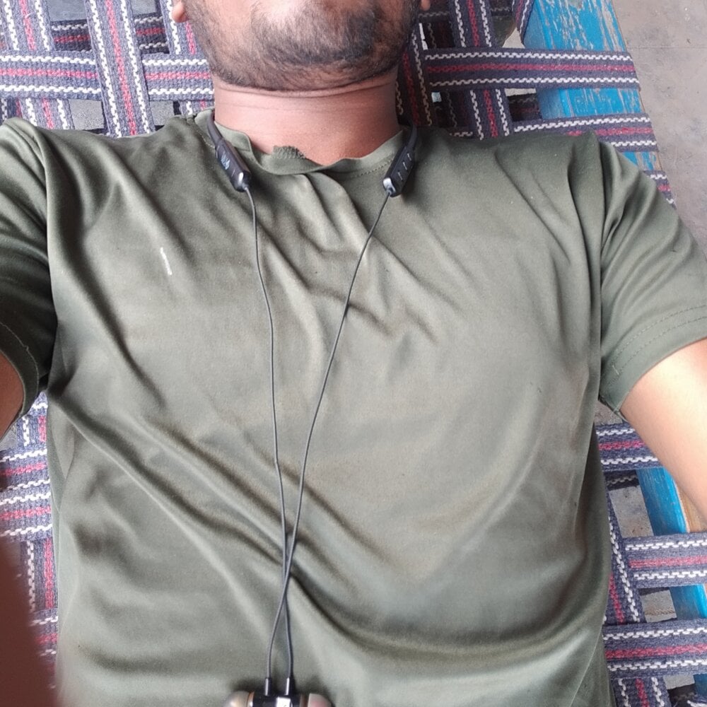 khilkhiladi Chatroom