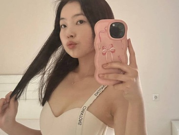 kiara-meoww