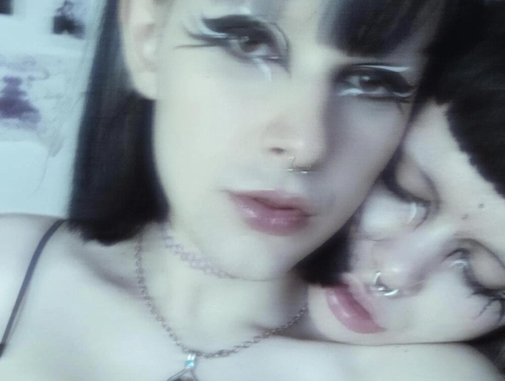 kicianiunia Chatroom