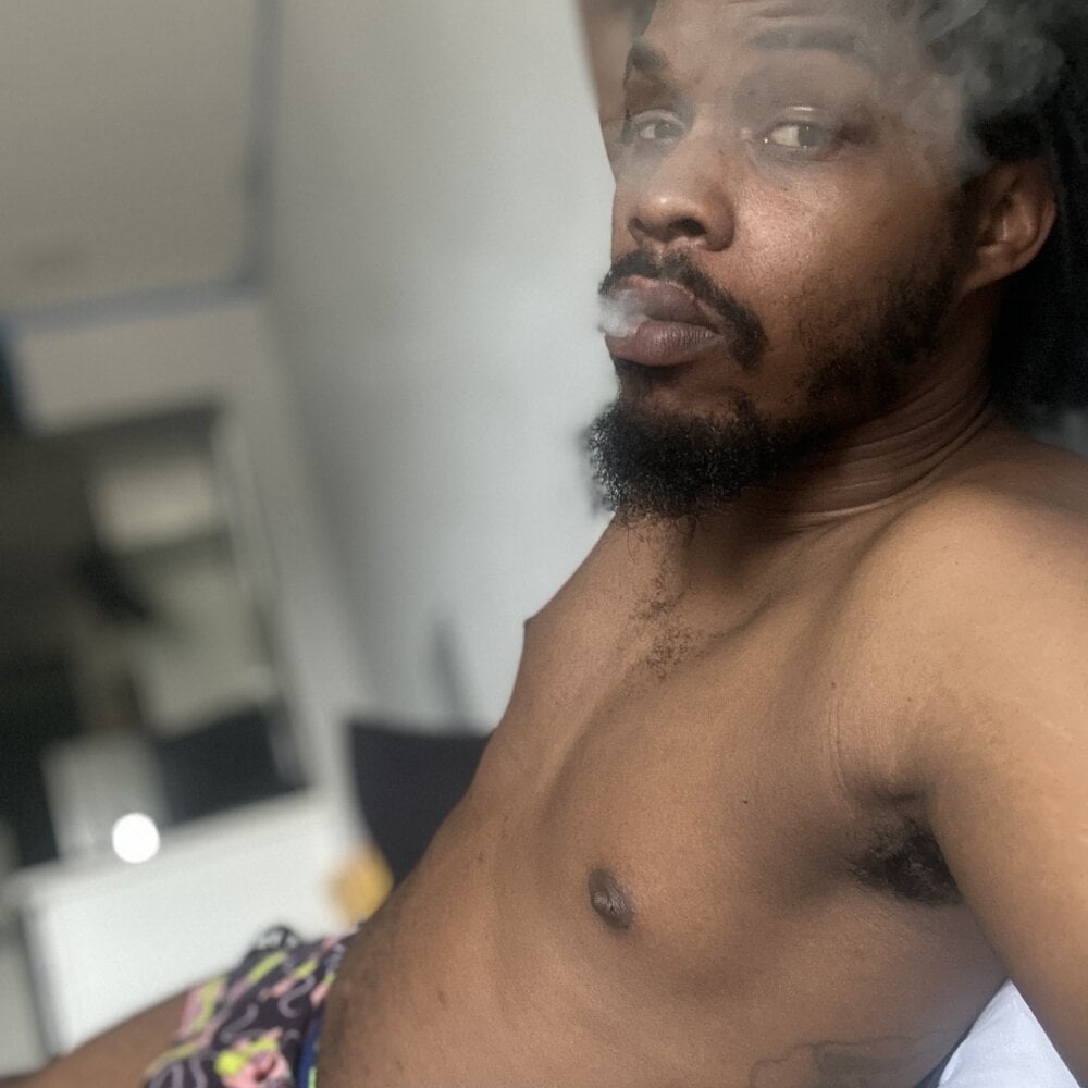 king_Zeek_Qui Chatroom