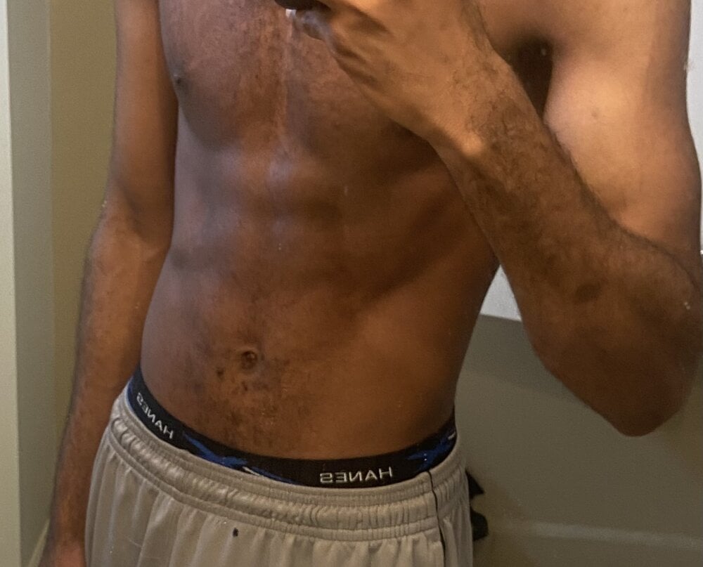 kingtapout03 Chatroom