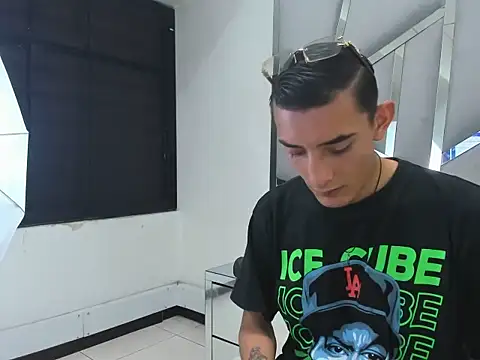 kittyAndLiam69 Chatroom