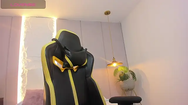 kitty_sweeety_ Chatroom
