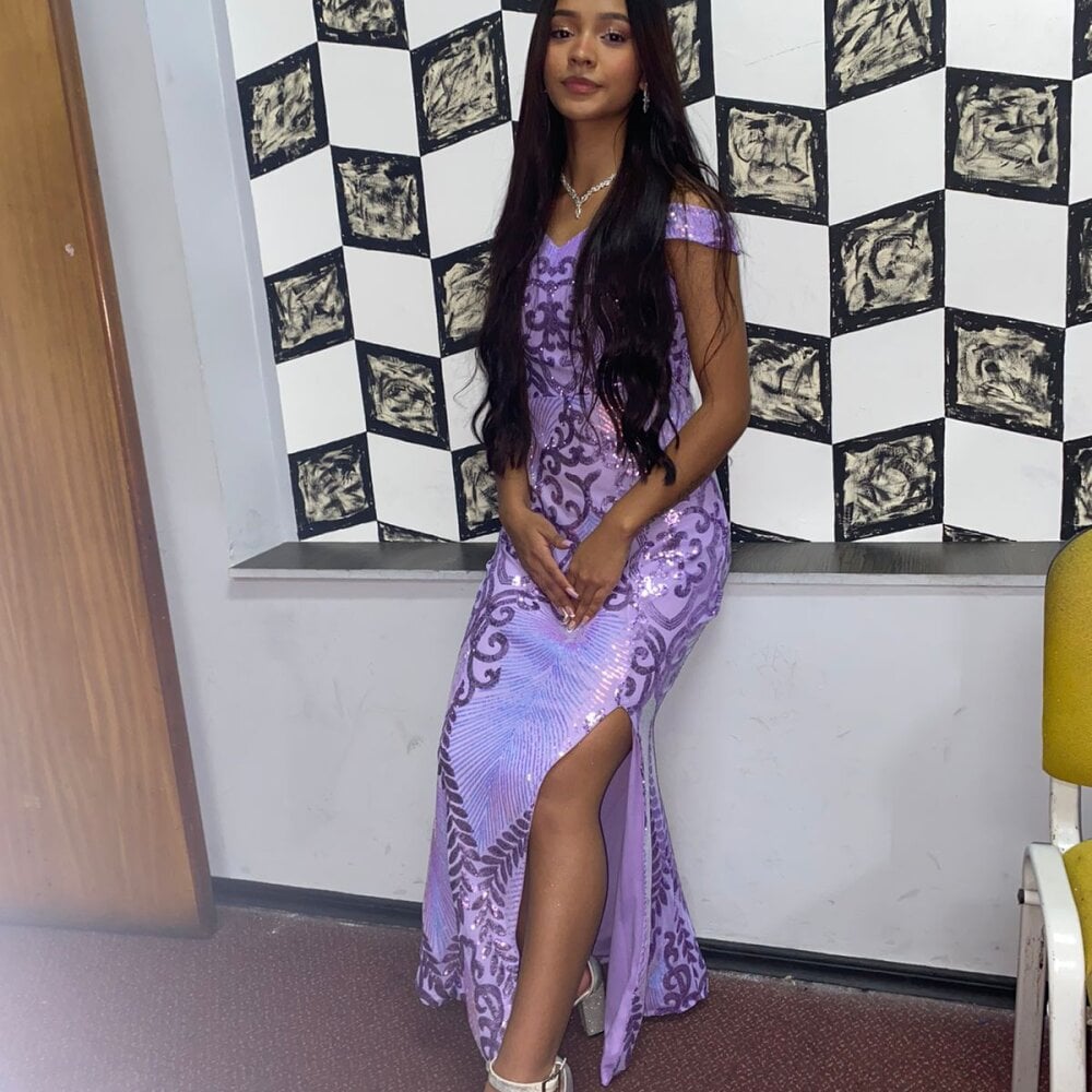 kylie_collins Chatroom