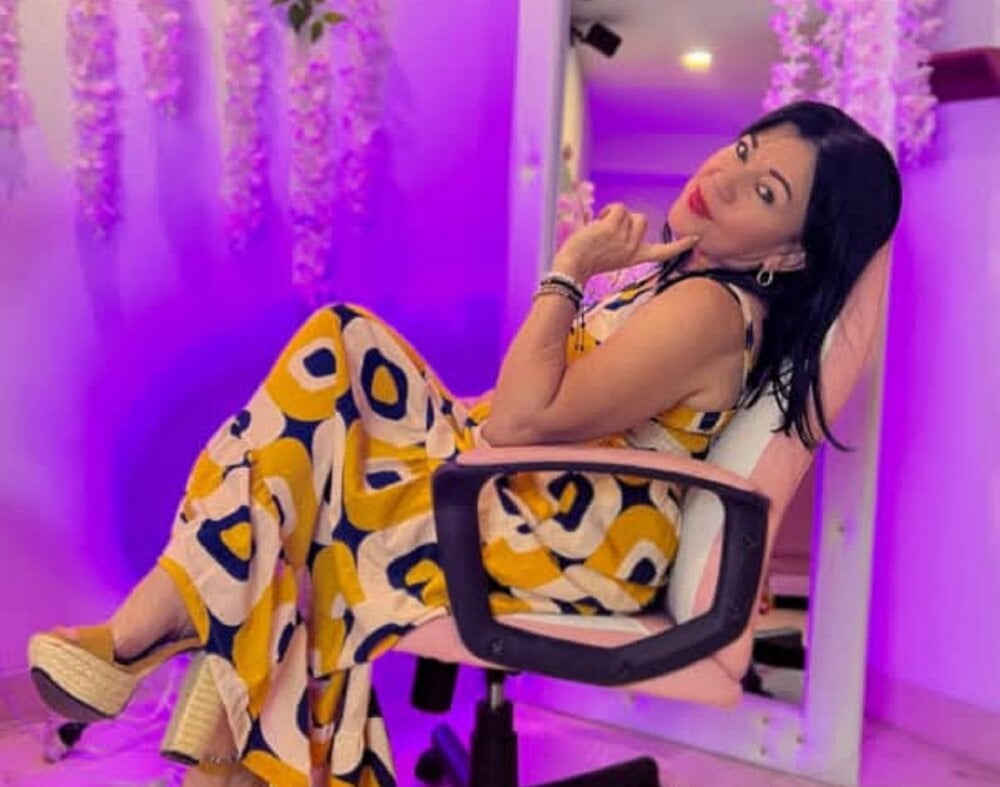 laliItaclark Chatroom