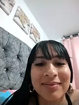 lara25Az Chatroom