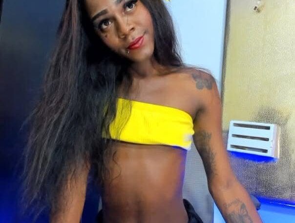 laura_dolll Chatroom