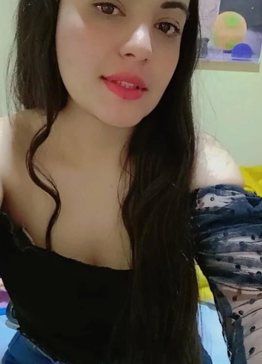 lauraura Chatroom
