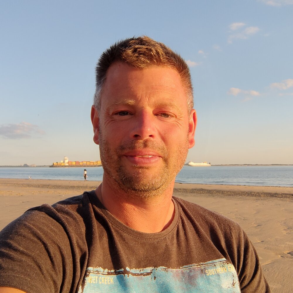 laurenskras@xh Chatroom