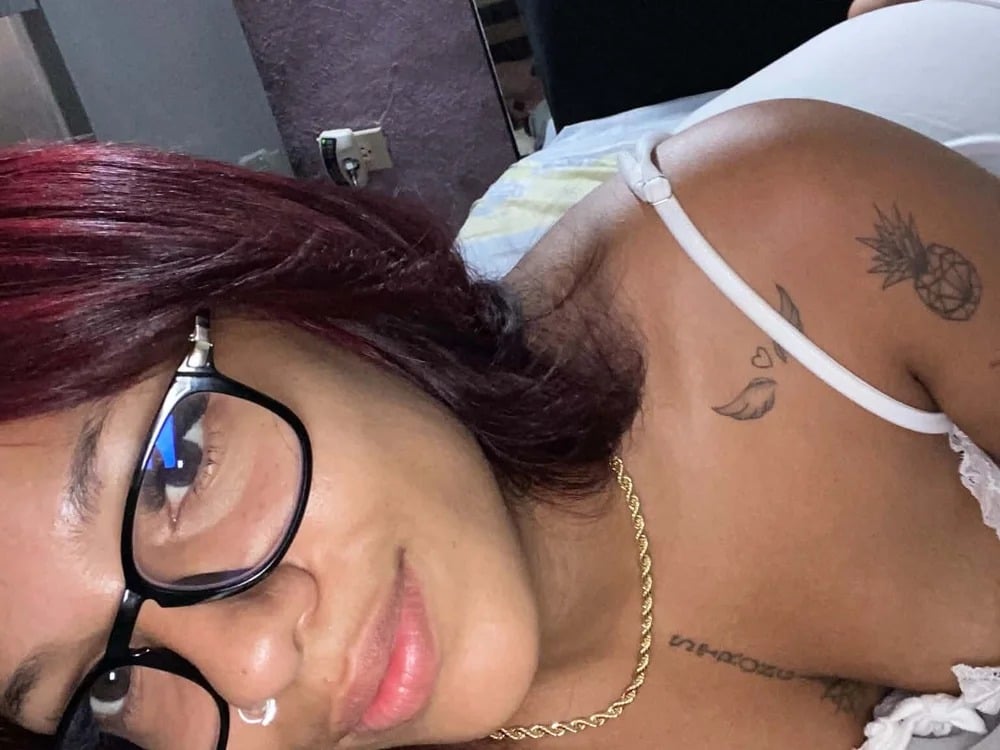 laurysdiv Chatroom