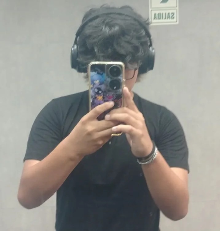 layom_21 Chatroom