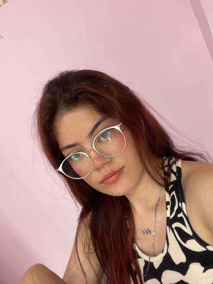 lena_sr1 Chatroom