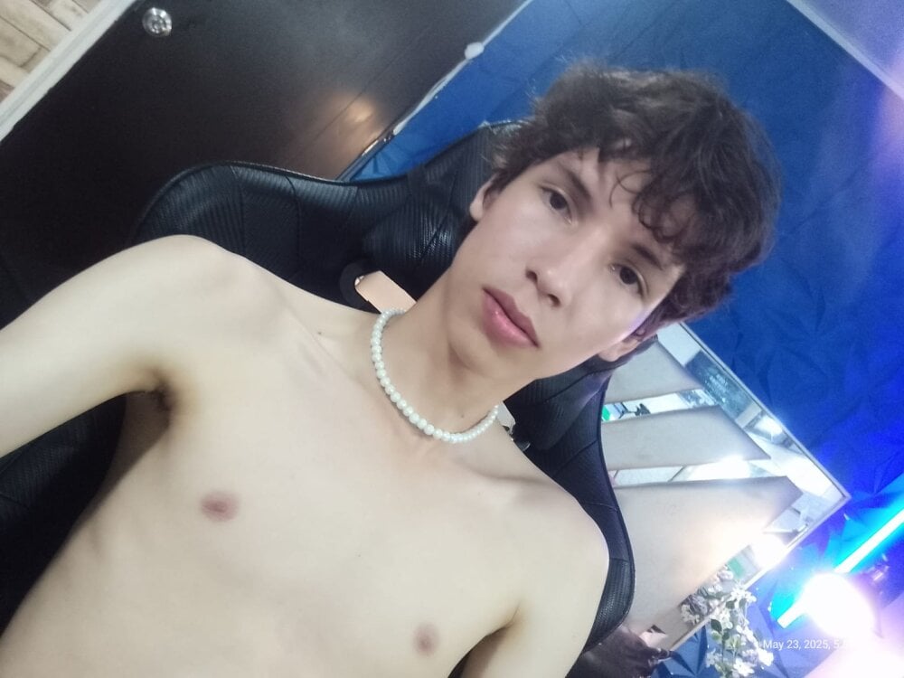 lenni_sirius Chatroom