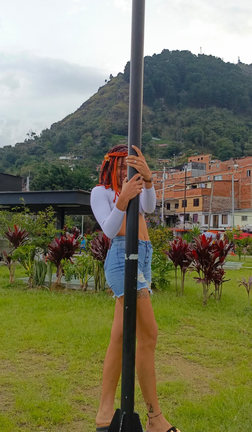 leona_sumiza Chatroom