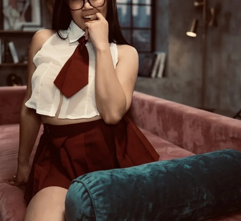 lilly_Peach Chatroom